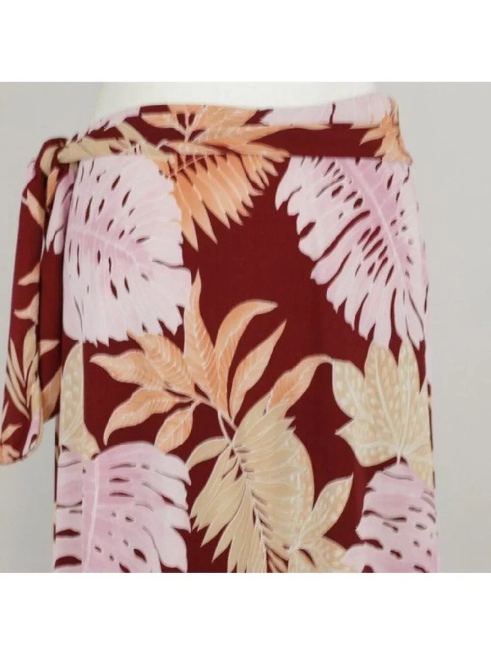 Honolua Wahine Women's Large Red Pink Tropical Floral Knee Length Knit Skirt